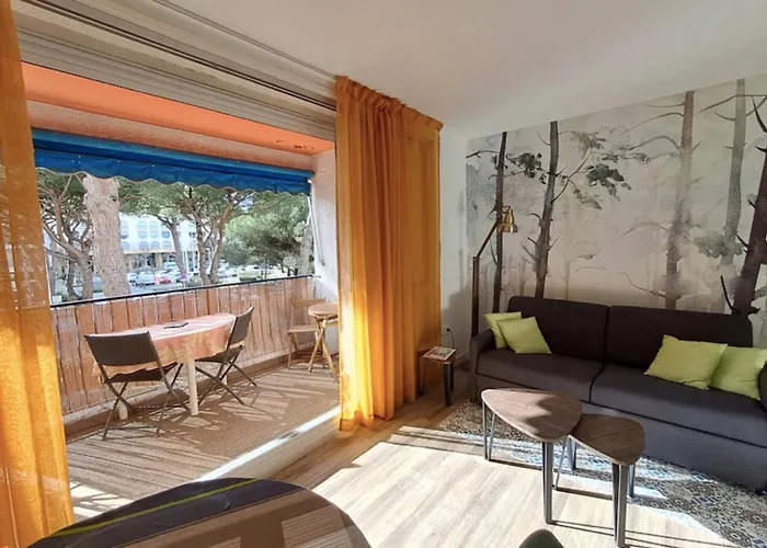 Lovely In The Center Near The Apartman La Grande-Motte